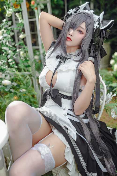 Cosplay 宮本桜 奥古斯特 女仆装